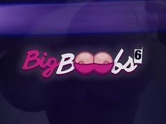 Blonde Schlampe beim Dreier am Pool