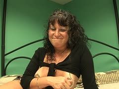 Eine Milf macht Selfmadesex